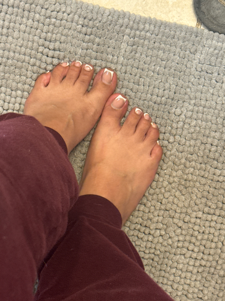 No Chip Gel Polish On Toes at Moras Hair Skin &Nails in Bradley, IL