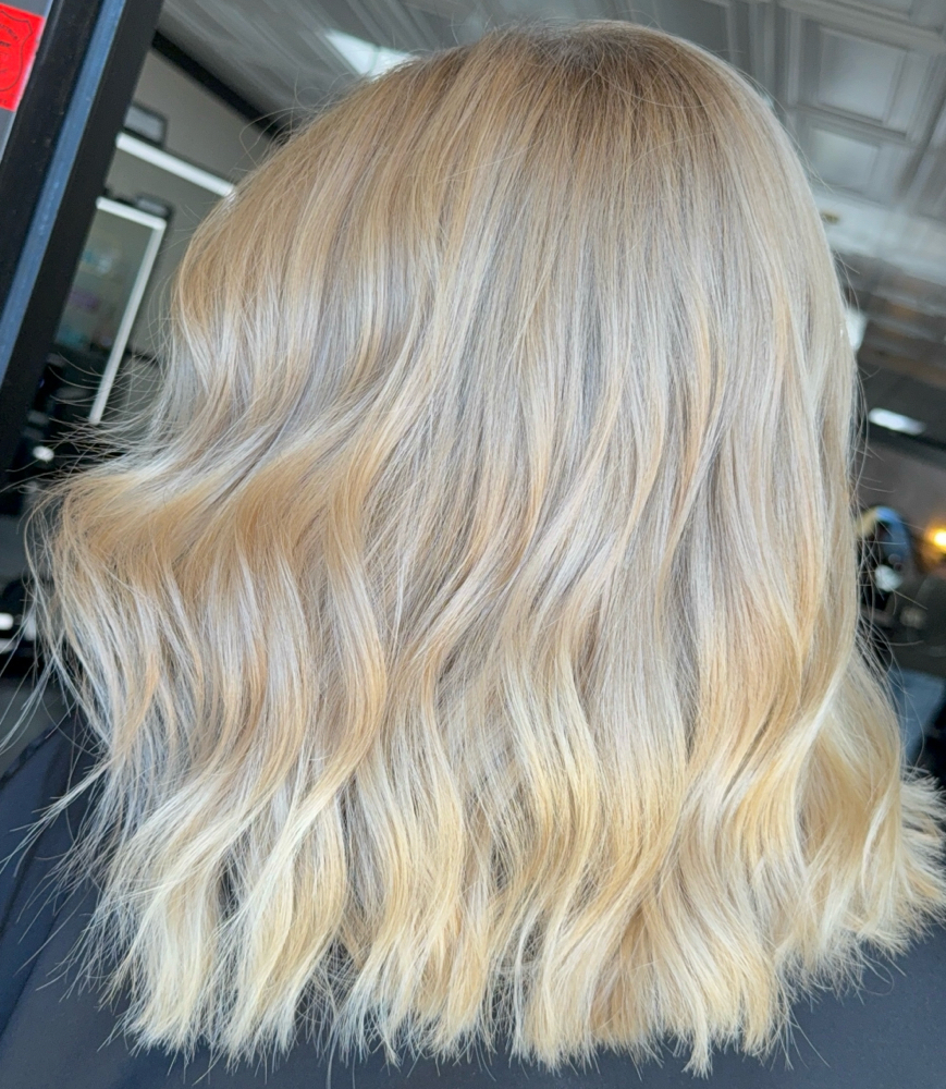 FULL BLONDING at Abbieluxhair in Lucedale, MS