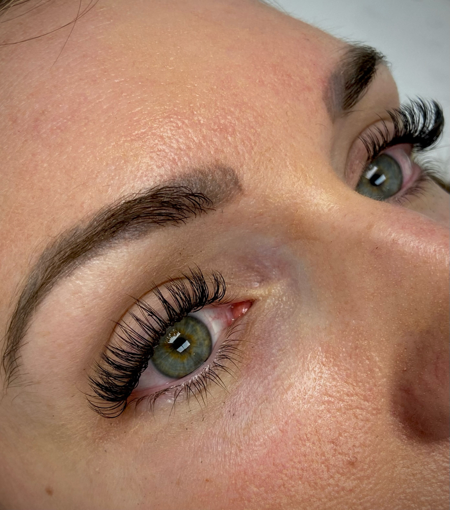 Custom Lash Extension Set