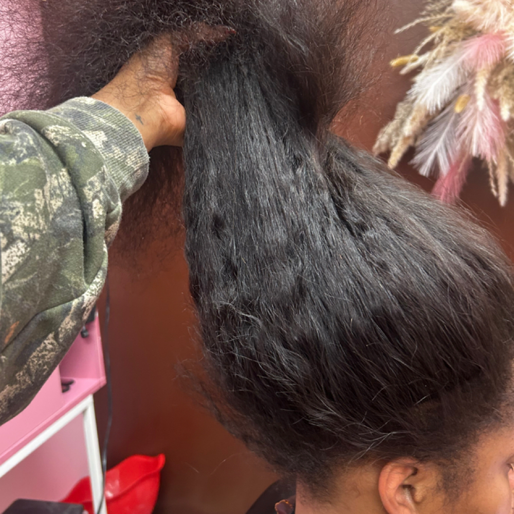 Deluxe Versatile Sew In at Deyyadore in Little Elm, TX