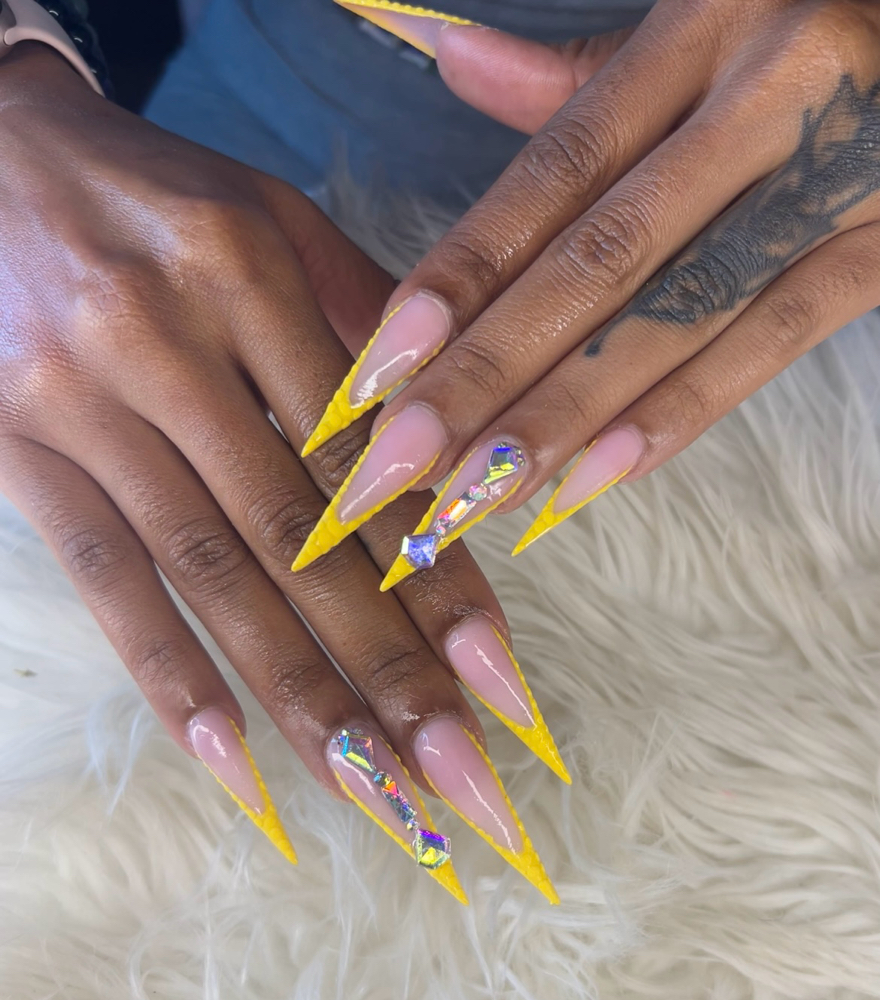 Stilettos Full Set at Lisa’s Nail House in Tampa, FL