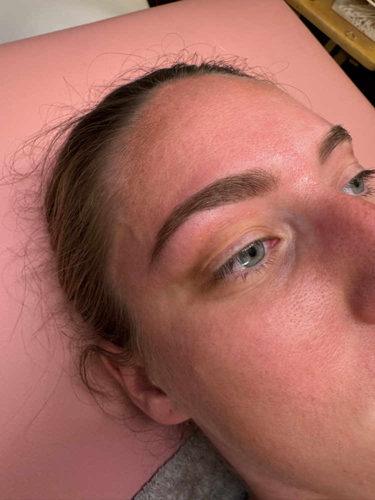 Brow Wax & Tint