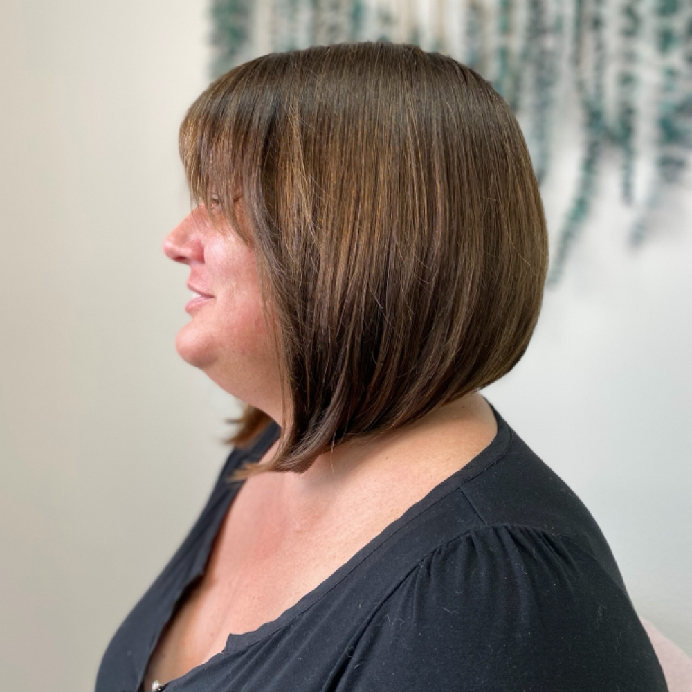 Womans Haircut at Bethaniee Nicole at Studio One Nineteen in Victoria, TX