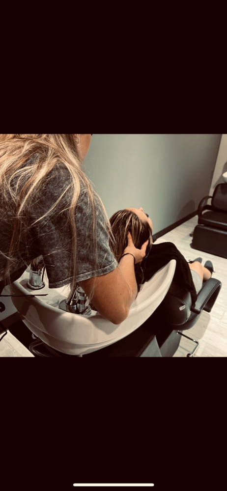 Scalp Massage Therapy