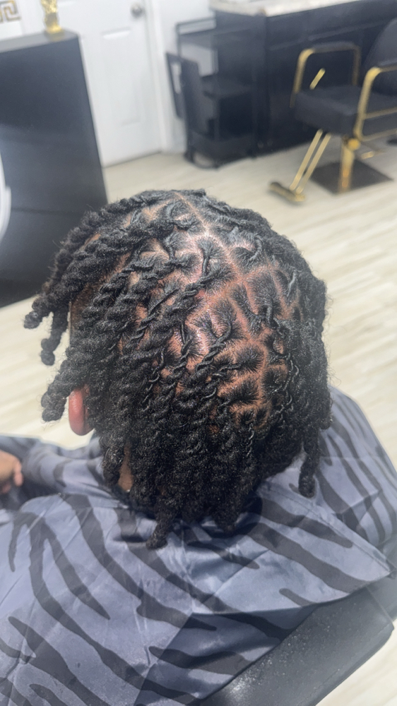 Loc Retwist & Style - Short/ Mid