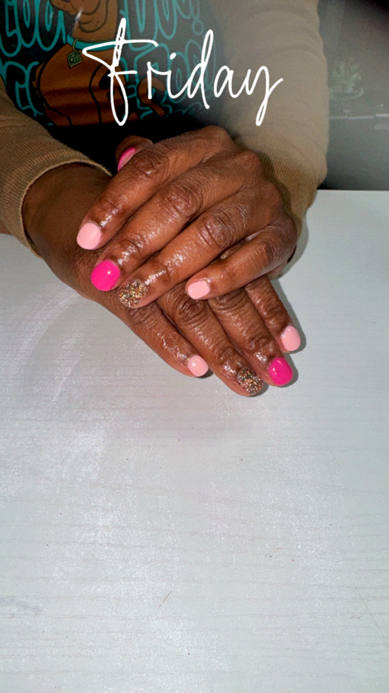 Dip Powder at Emerald Aura Nails & Spa in Little Rock, AR