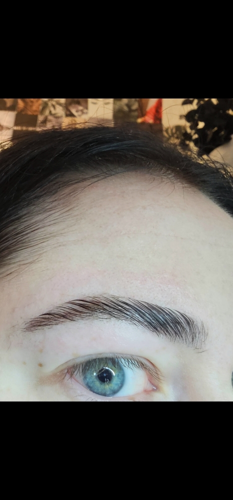 Brow Lamination + Shape & Tint