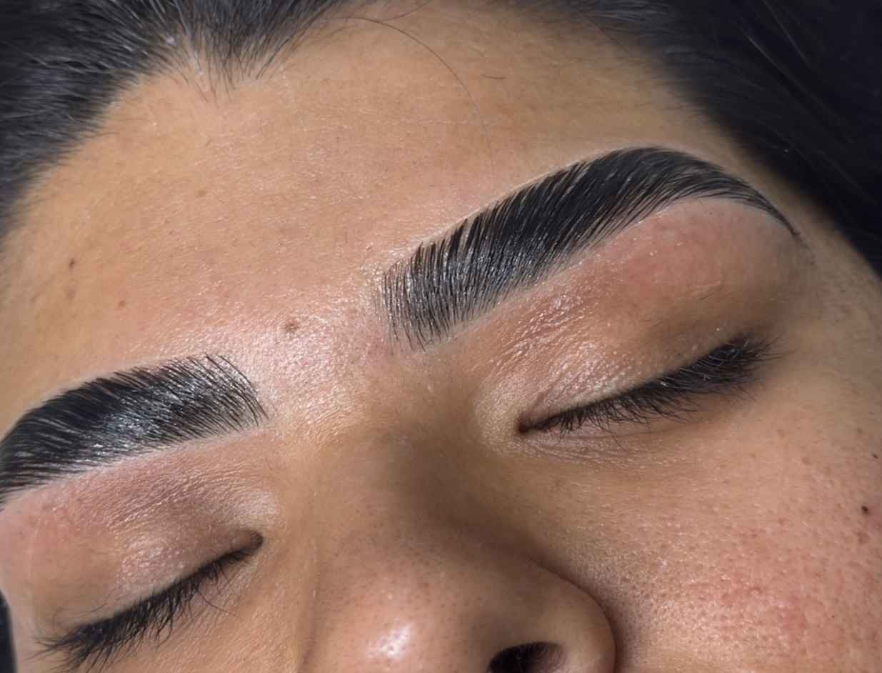 Brow wax + Lamination