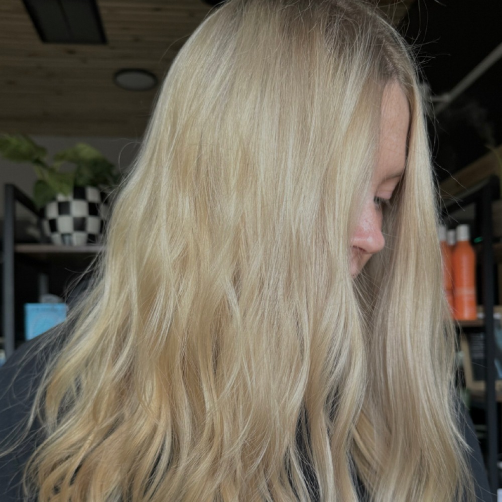 Platinum Card Root Retouch