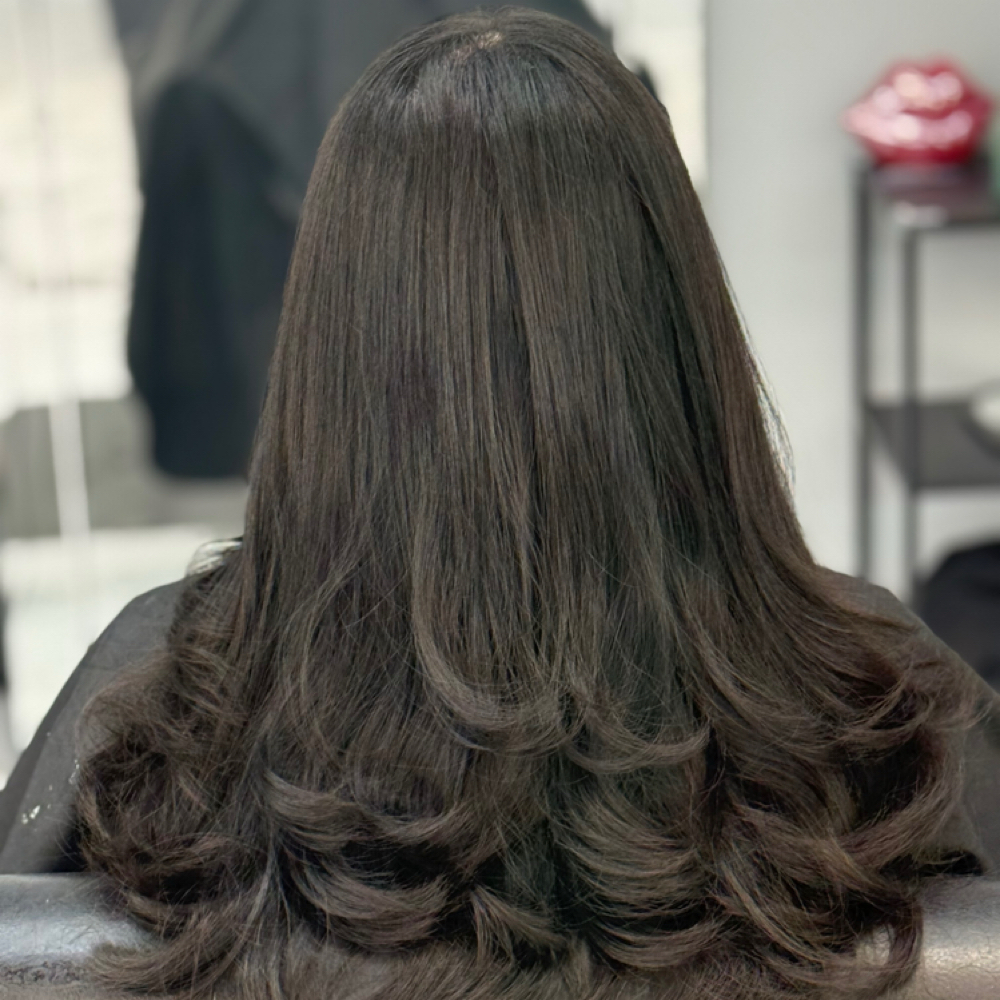 Shampoo & Style at Reyes Styles Barbershop & Salon in Salisbury, MD