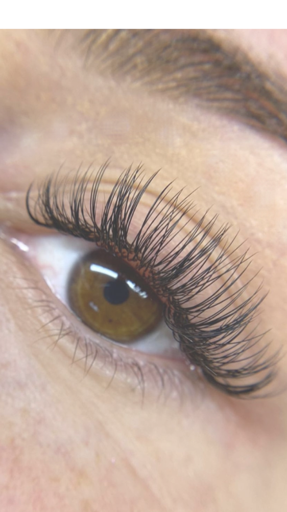 Classic Lashes Full Set