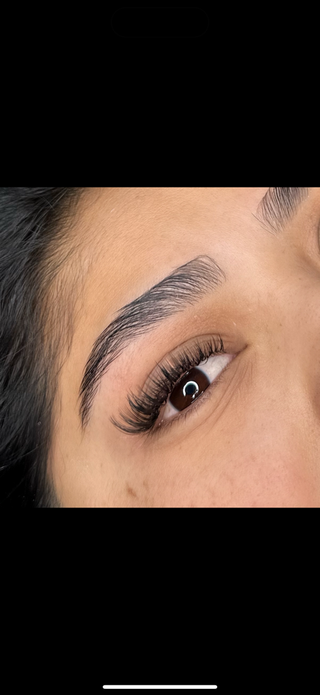 Volume Lash Extensions