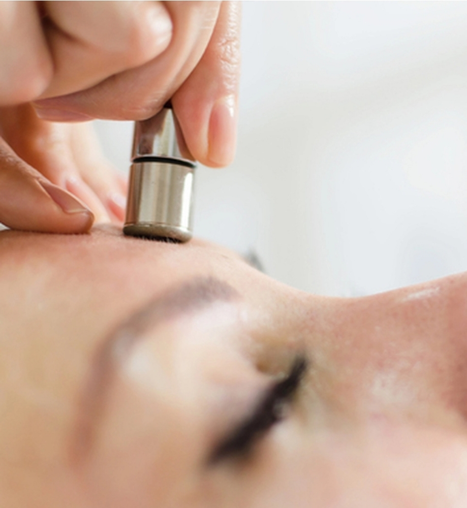 Microdermabrasion + Fassage