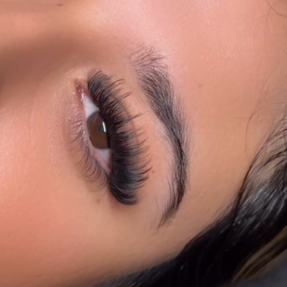 Wispy Volume Full Set