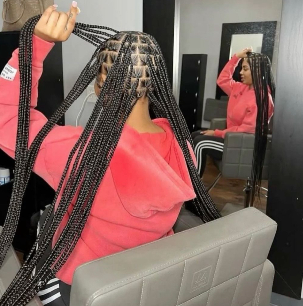 Medium Knotless