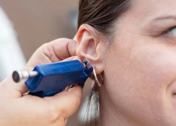 Piercing (One Ear Lobe With Earring