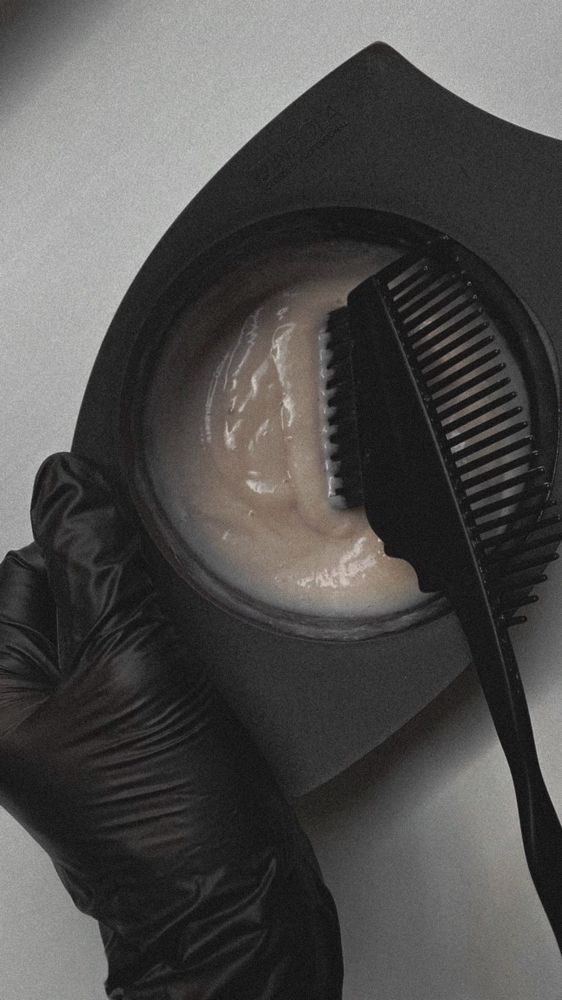 Root / Base Touch Up & Haircut