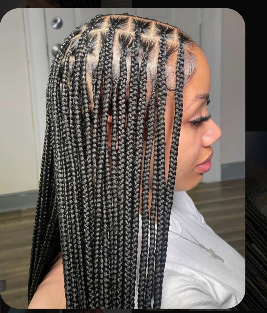 Knotless Braids Medium