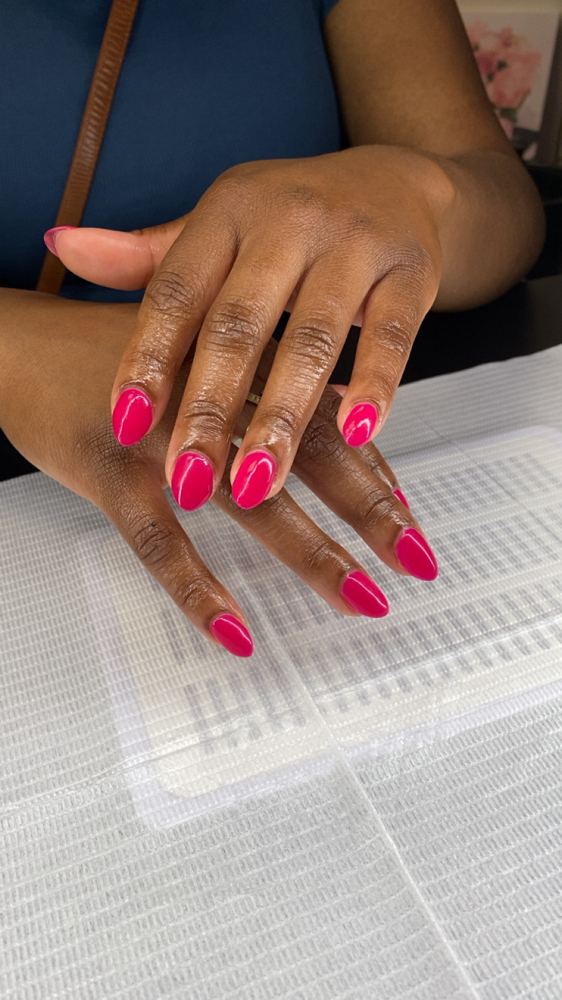 Gel manicure