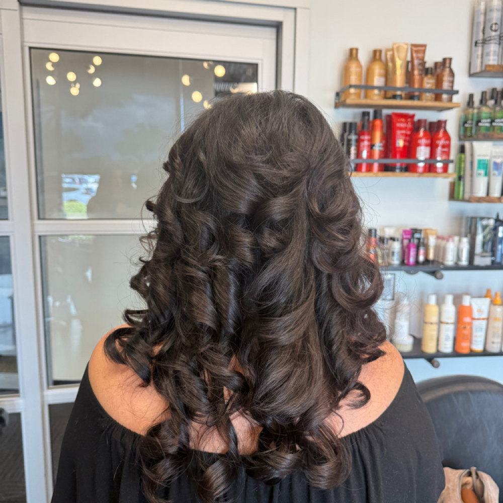 Rootcolor+cut+treat+Blowout at TrendzbyJennan in Lakemary, FL