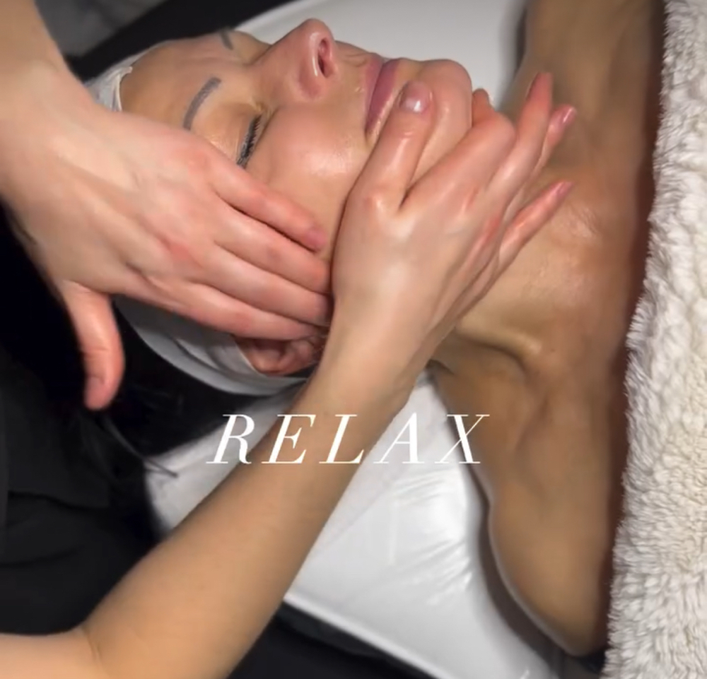 Deep Manual Face Massage