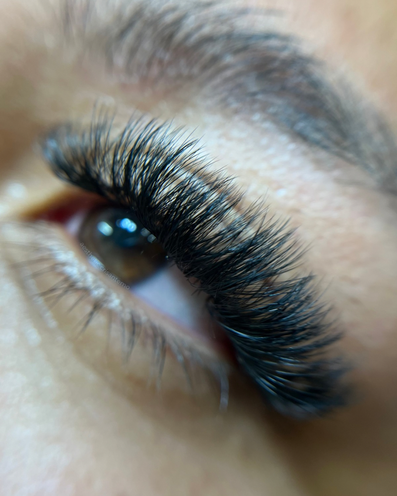 Eyelash Extensions Full Set at Aesthetic Crisantemo in Longmont, CO