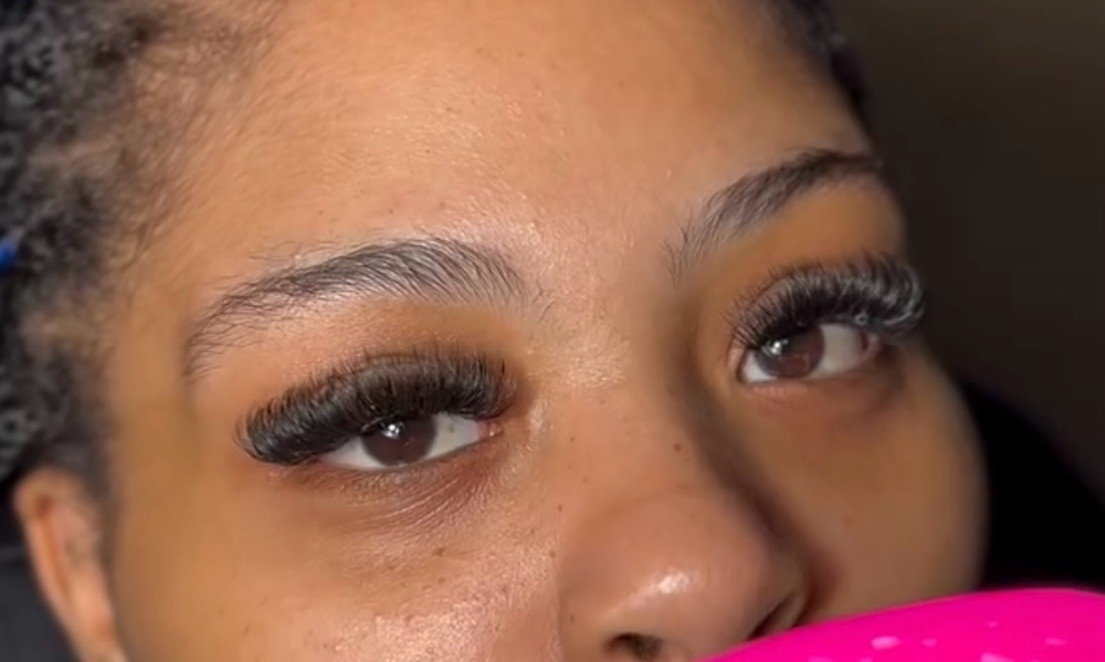 Volume Lash Clusters