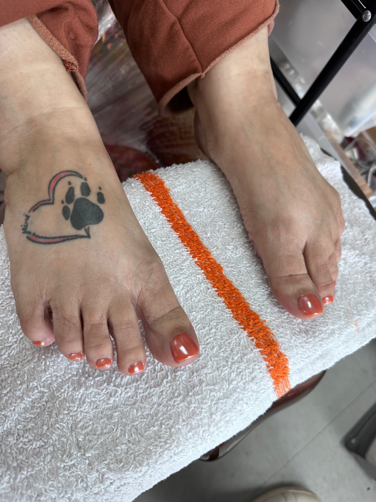 Pedicures Gel Polish