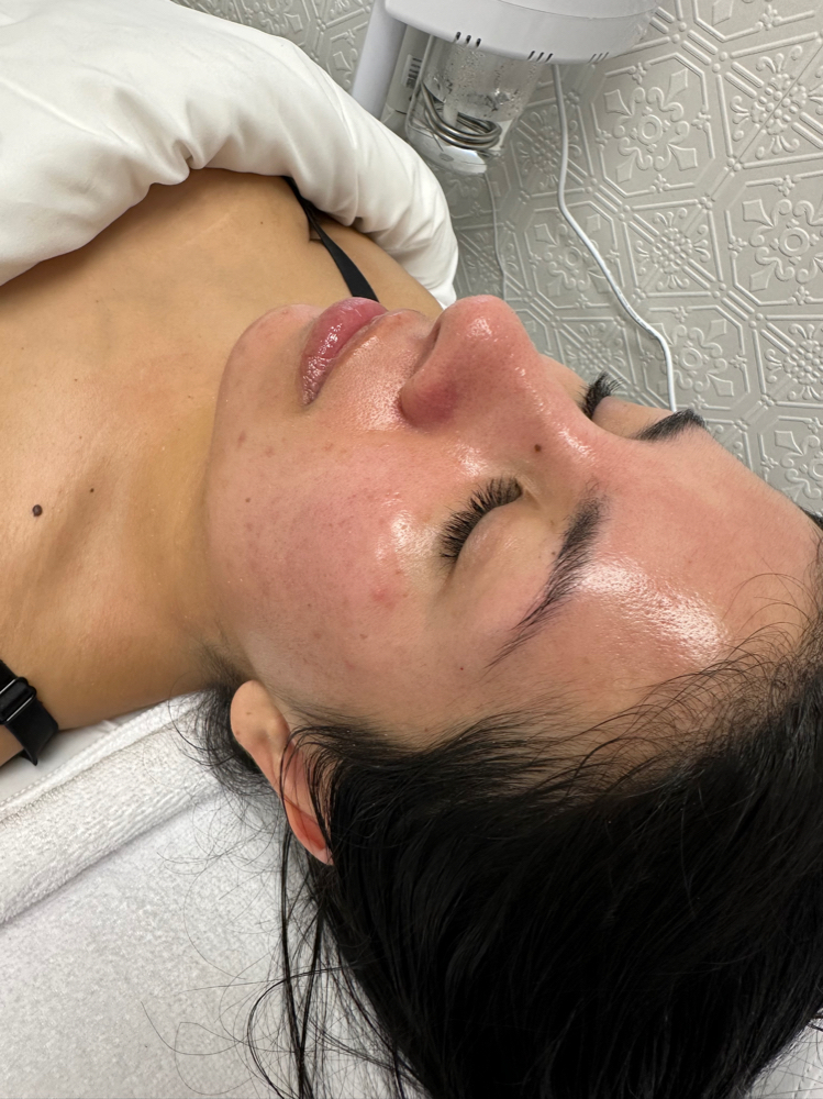 Hydrating Glow Custom Facial