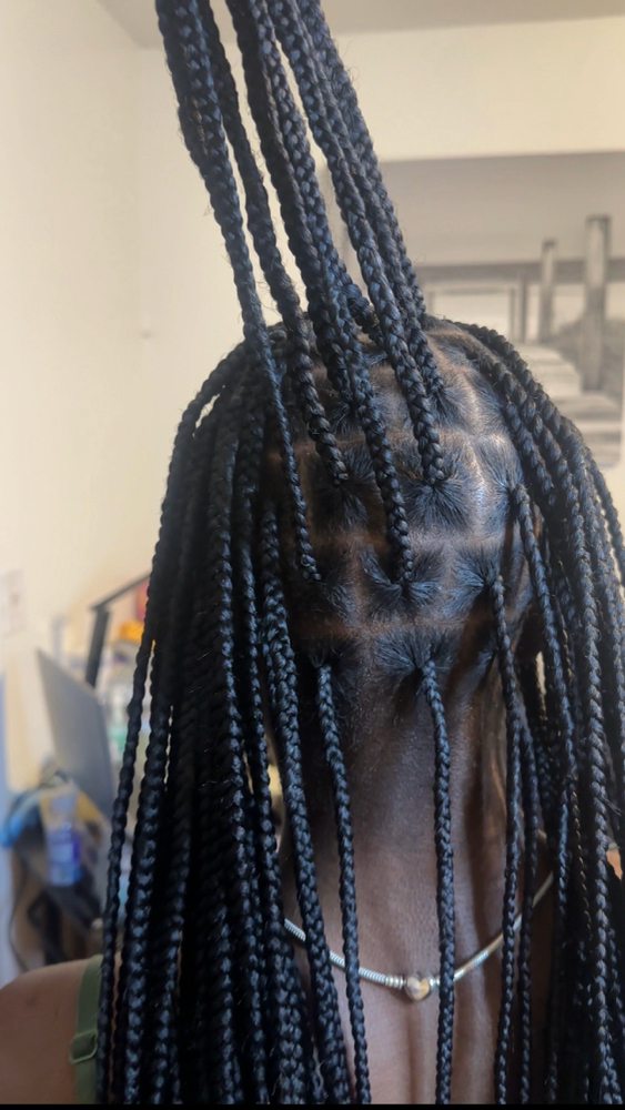 medium knotless
