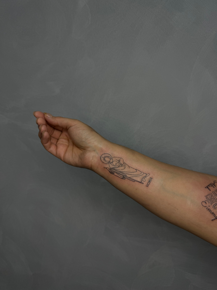 outline tattoos at Bellezanatt in Phoenix, AZ