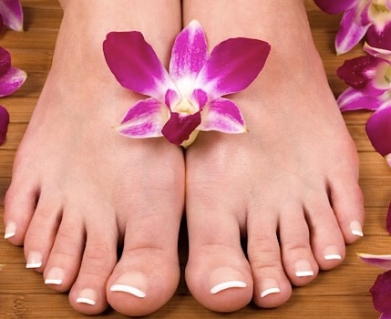 Luxury Pedicure W/ Gel Polish