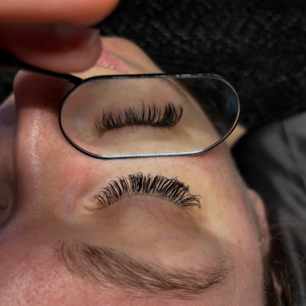 3 Week Lash Fill at Anna’s Final Touch in Duncansville, PA