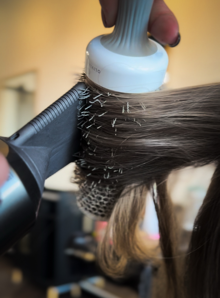 SHAMPOO & STYLE WITH EXTENSIONS