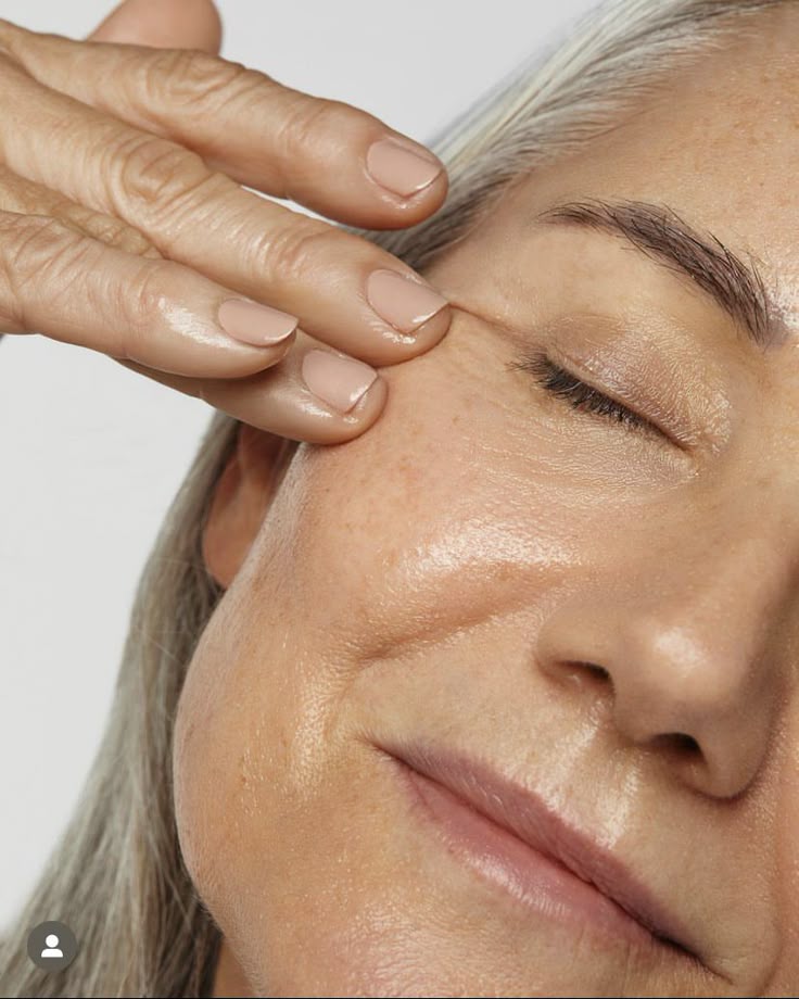 Esthernal Youth™ Anti-Aging Facial