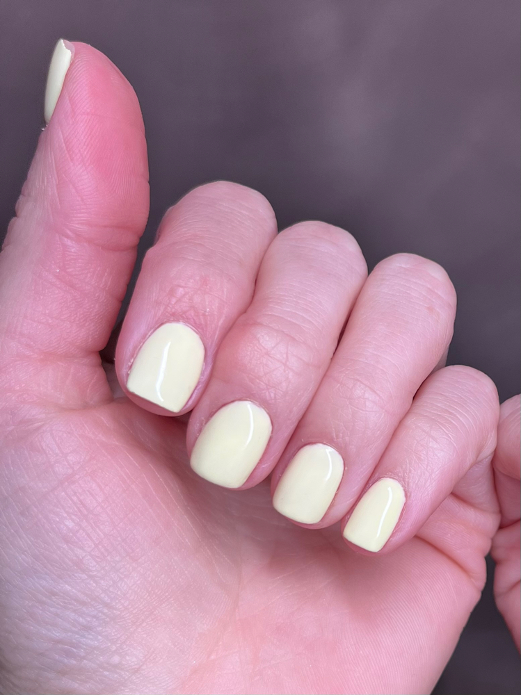 Gel polish Manicure
