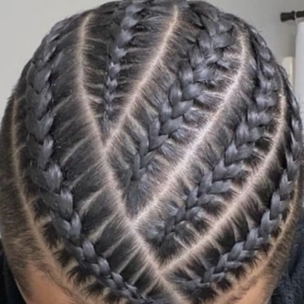 Men Straight Back (No Wash) at TriumphStrands in GARDEN CITY, NY