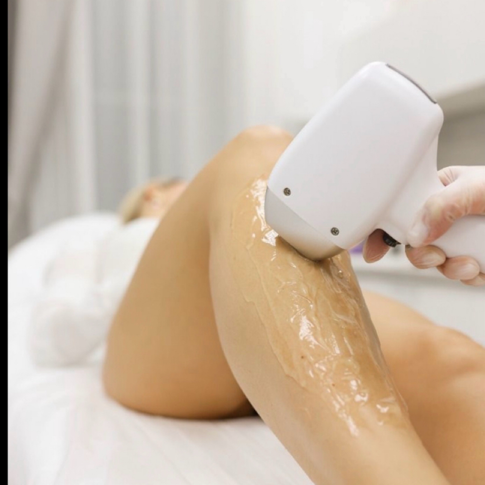 FORMA PLUS LEGS at Remake Beauty Studio Mcallen in McAllen, TX