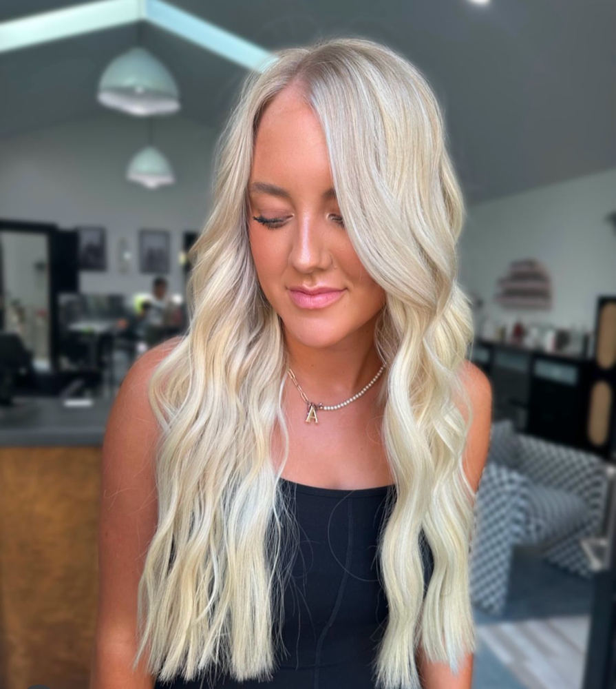 Blowout with Extensions at Julia Voegeli in Wichita, KS