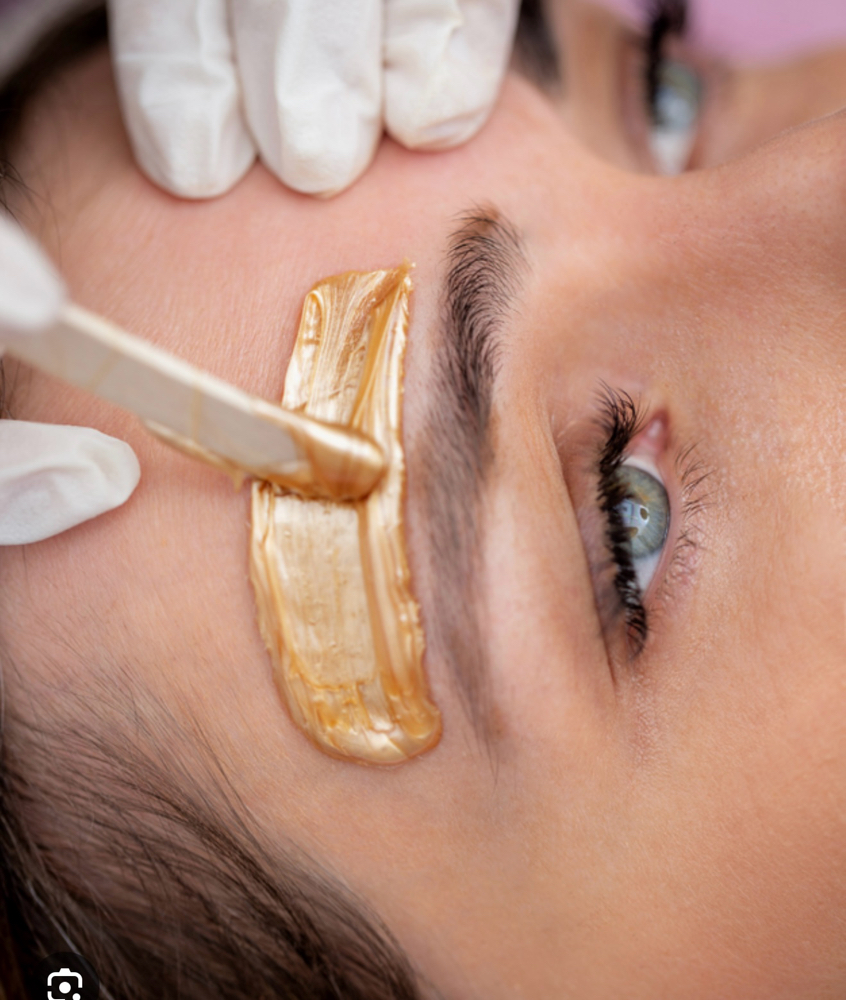 Brow waxing at L.A BEAUTY BAR in Hanford, CA