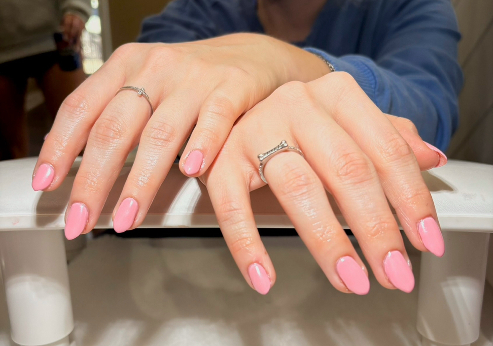 Solid Structure Gel Manicure