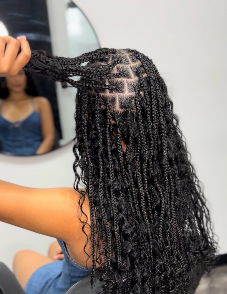 Knotless Waist Length Box Braids