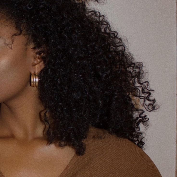 Curly Haircut & Style