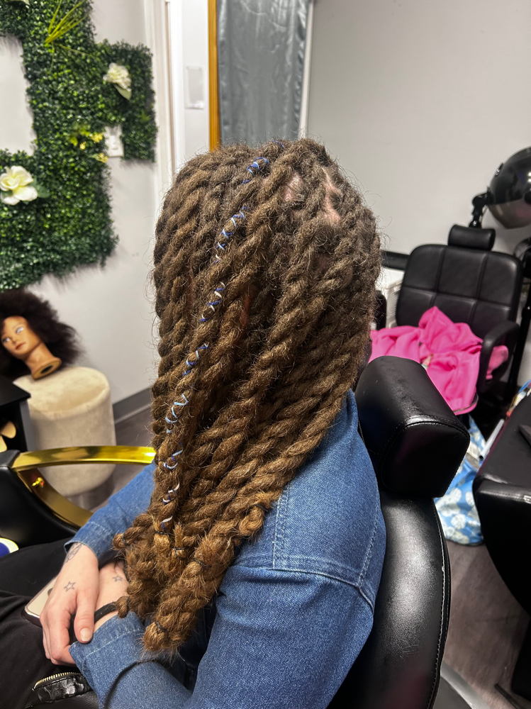 Crochet Retie (Wicks or locs) at Ayo Locs N Braids in Charlotte, NC