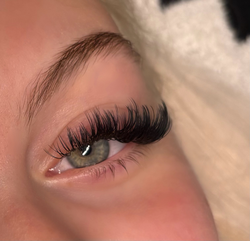 Mini Lash Fill at Bray’s Beauty LLC in wellsboro, PA