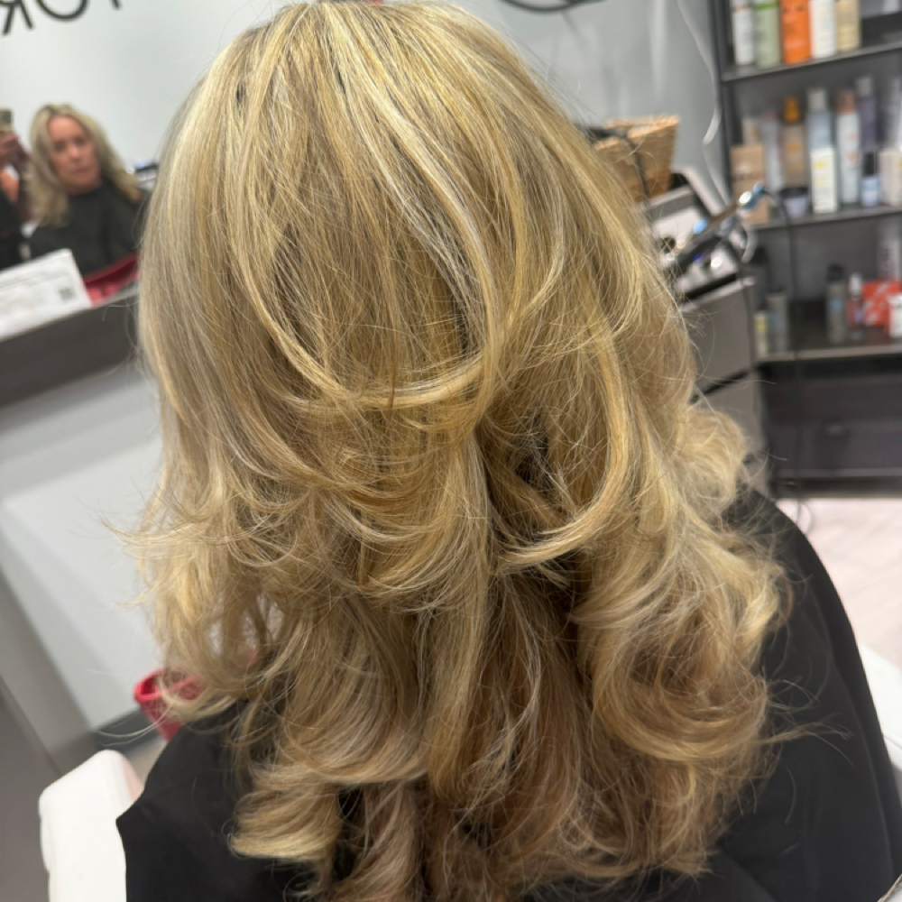 Micro/Nano Link Extensions at NY Hair Hype in Bradenton, FL