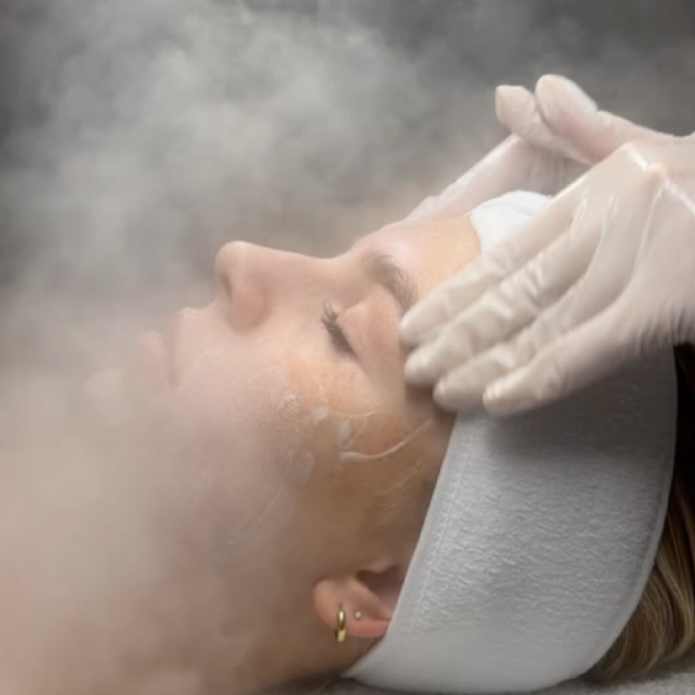 9/09 Minute Luxury Signature Facial at KayKayEstheticsLLC in Tavares, FL