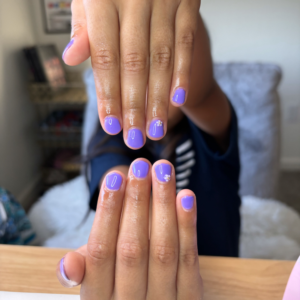 .•Basic Gel Mani•.