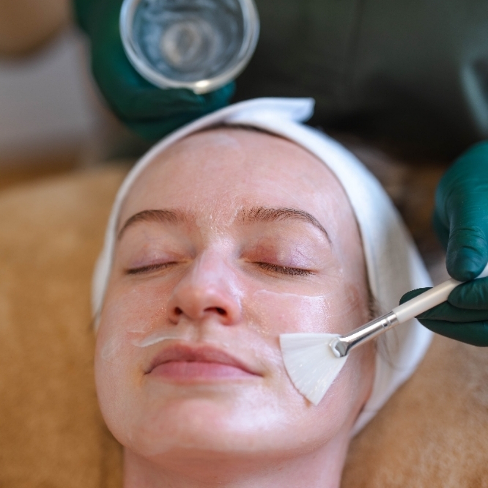 Peel & Serum Infusion at Dari Esthetics in New York, NY