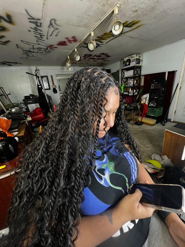 Island Twist at ManiiStylez in Baton Rouge, LA